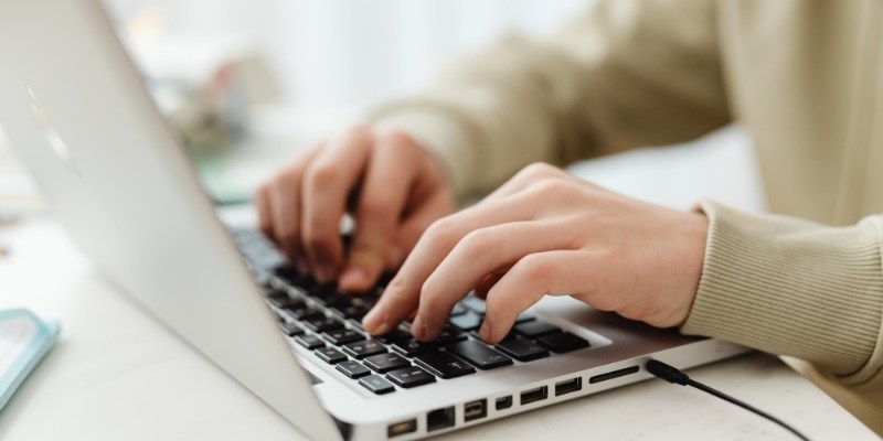 Content quality and updates in bk33 Blog